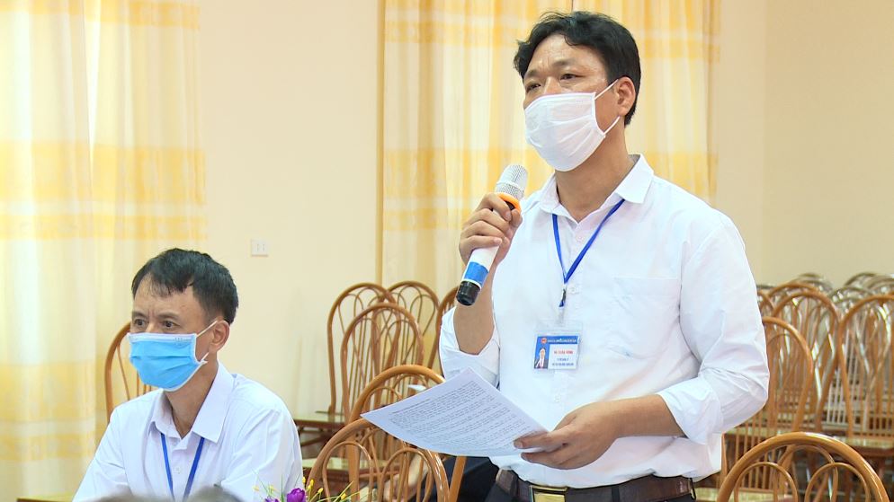 Chủ tịch UBND Thành phố Chu Ngọc Anh kiểm tra công tác chuẩn bị bầu cử và phòng, chống dịch Covid-19 tại huyện Phúc Thọ